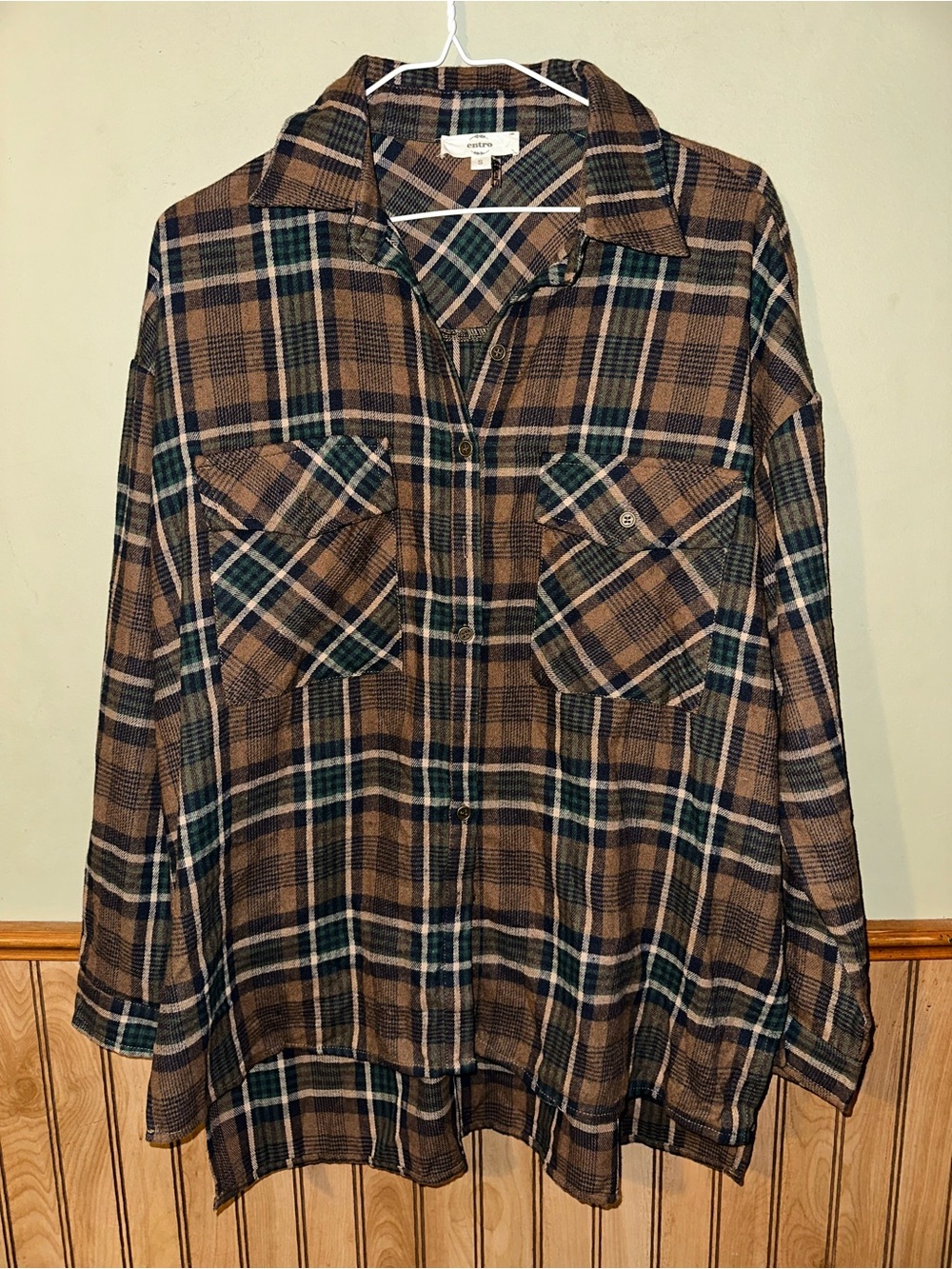 entro Brown & Dark Green Plaid Button-Down Shirt